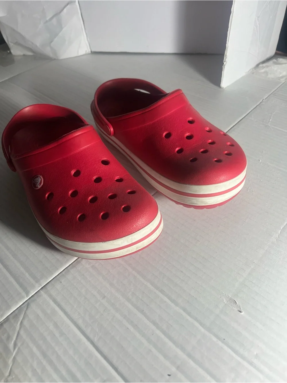 Crocs size men’s size 9, women’s size 11